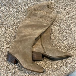 Lucky Brand boots size 11.